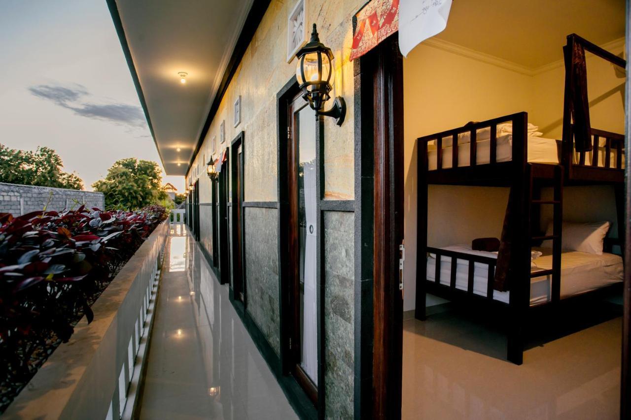 L Degus Hostel Toyapakeh Экстерьер фото