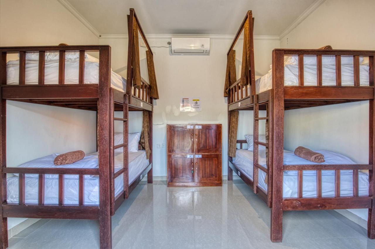 L Degus Hostel Toyapakeh Экстерьер фото