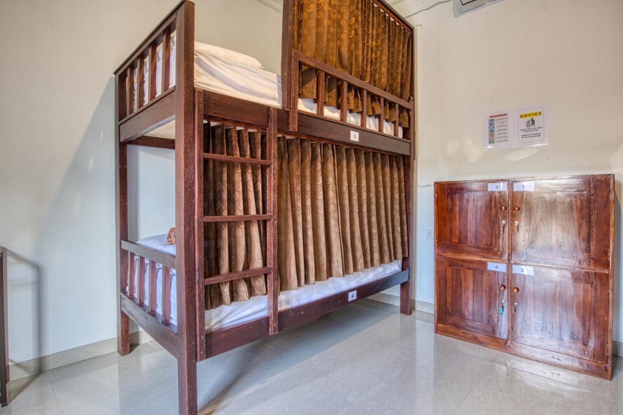 L Degus Hostel Toyapakeh Экстерьер фото