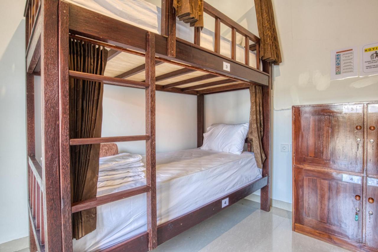 L Degus Hostel Toyapakeh Экстерьер фото